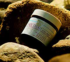 essence Cream for the wellbeing of your face oily skin
